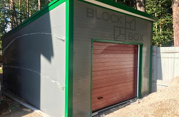 Серый гараж с зеленым каркасом на одно машиноместо - фото превью проекта