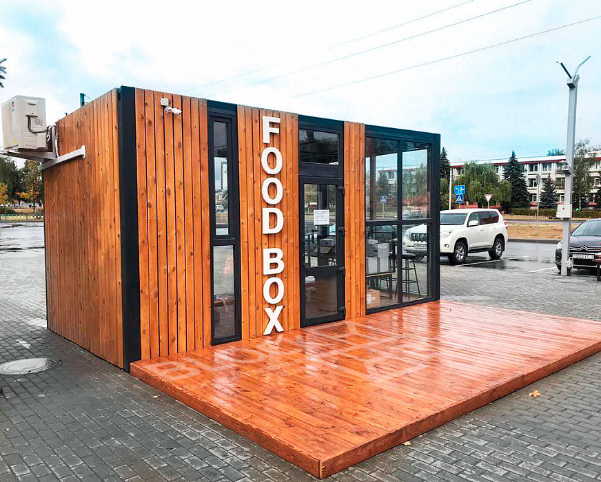 Здание кафе Food Box с панорамным остеклением — фото 1