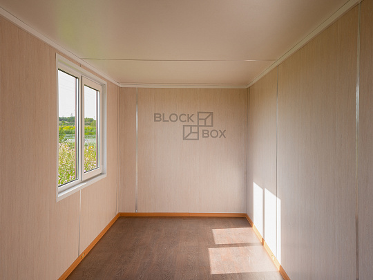 Блок-контейнер для загородного участка с панорамным окном - дополнительное фото 6